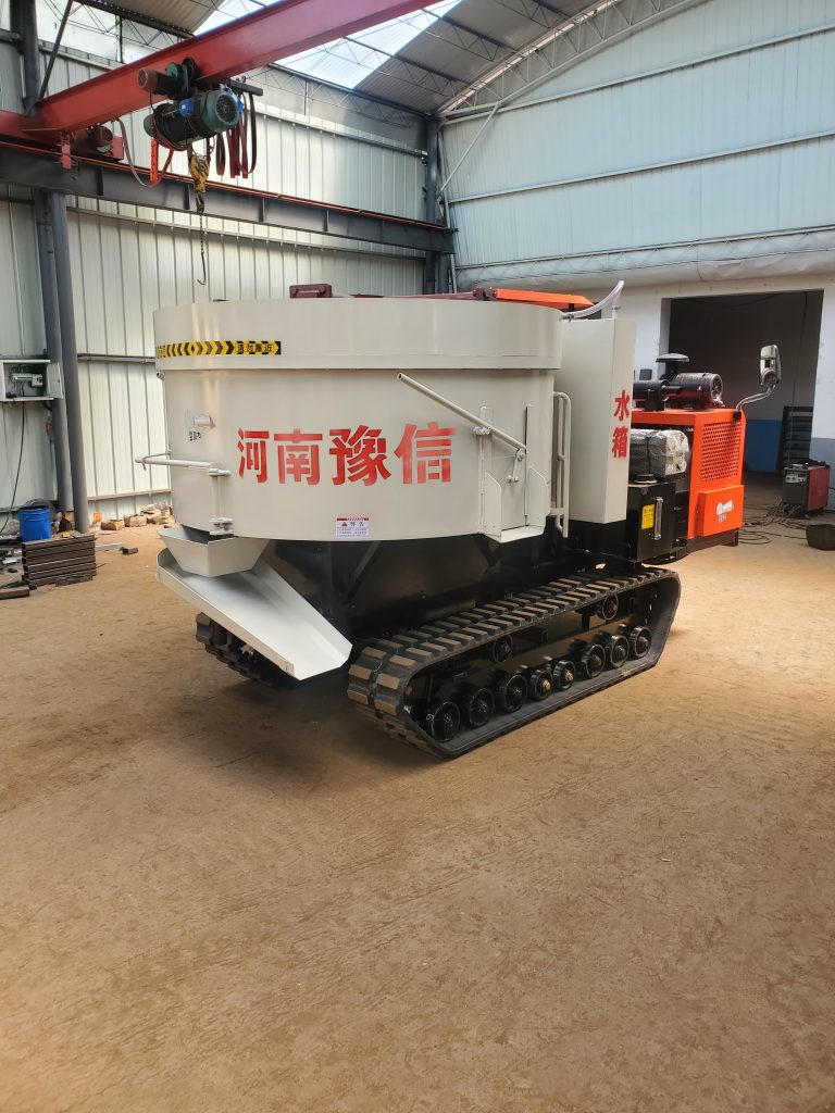 2立方平口履帶混凝土攪拌車(chē)